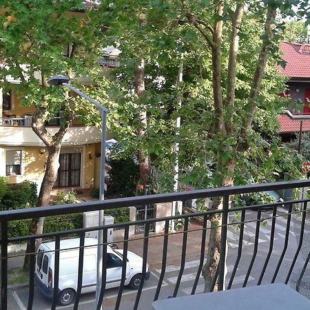 Residence Monaco Appartamenti 里米尼 外观 照片