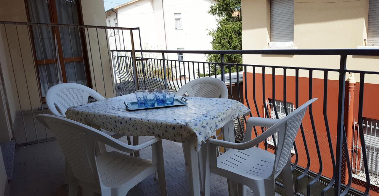 Residence Monaco Appartamenti 里米尼 外观 照片